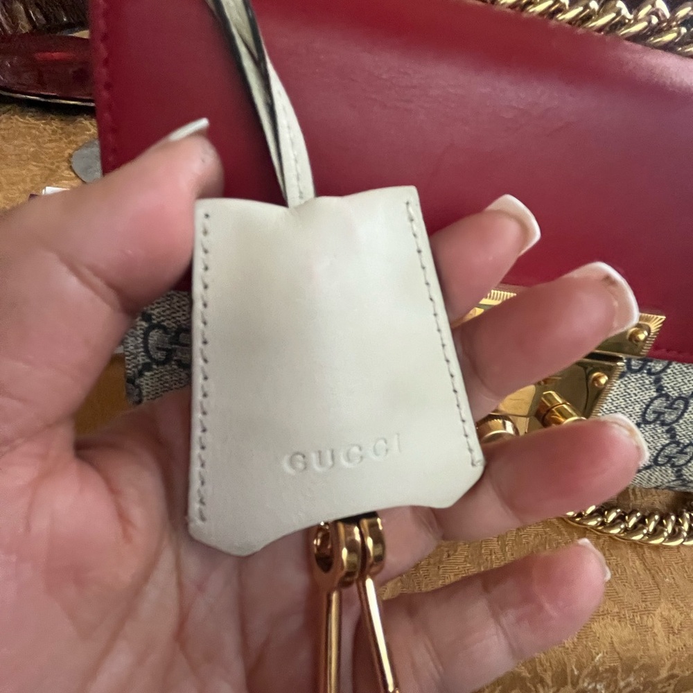 GG SUPREME MONOGRAM SMALL PADLOCK SHOULDER BAG - Picture 5 of 15